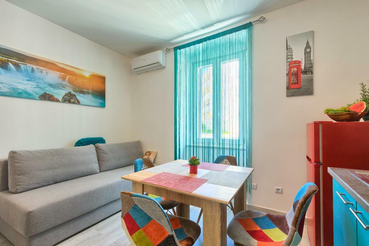 Apartment Amfiteatar Moris Pula Exterior photo